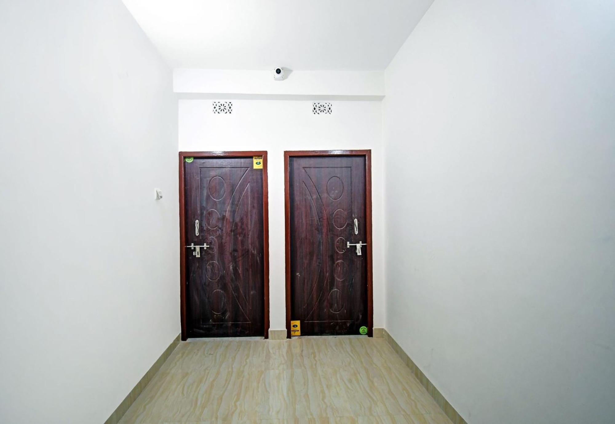 Super Hotel O Grand Eden كولكاتا المظهر الخارجي الصورة